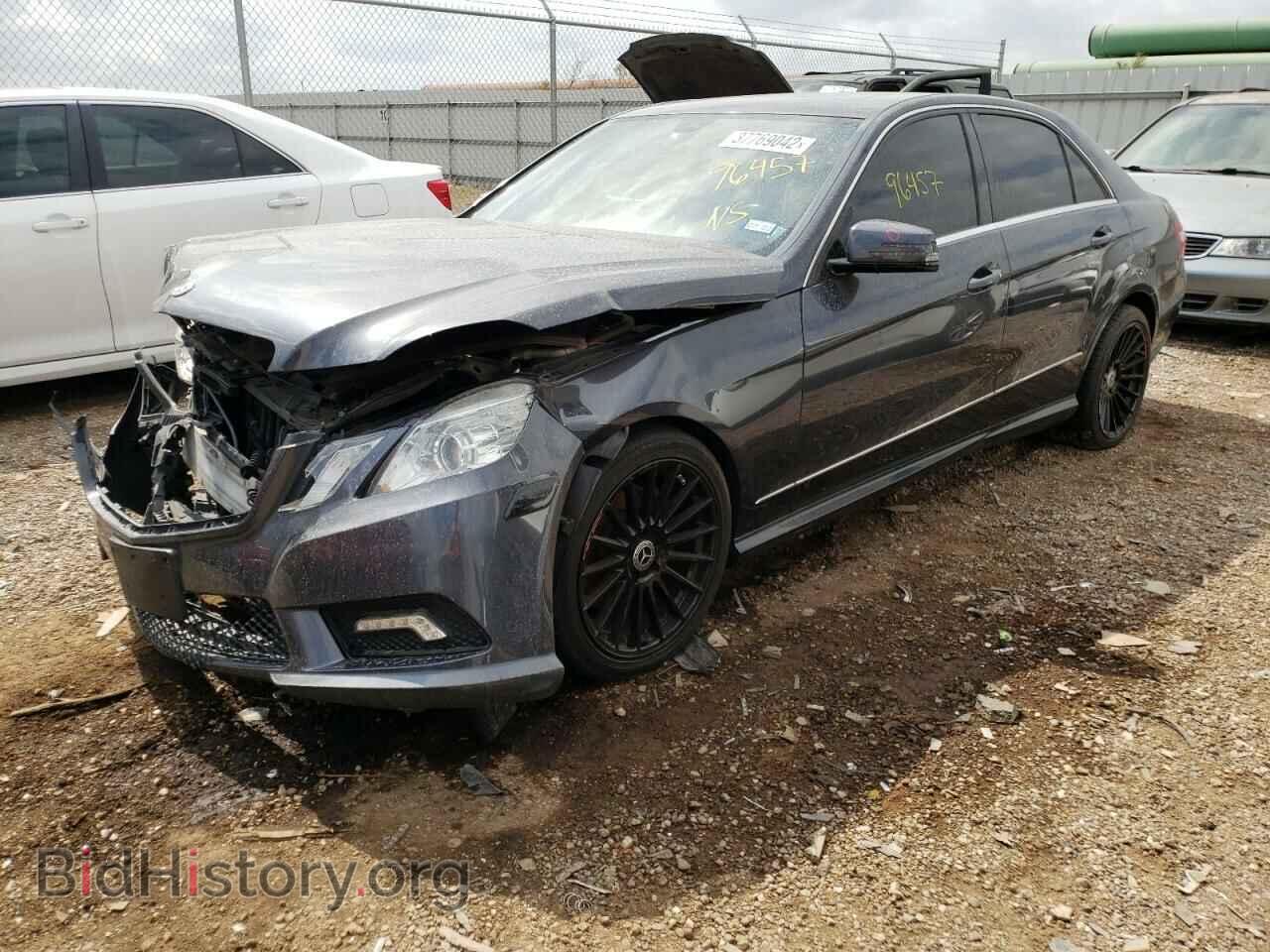 2011 MERCEDES-BENZ E-CLASS - VIN: WDDHF5GB8BA345379 - Фото 2