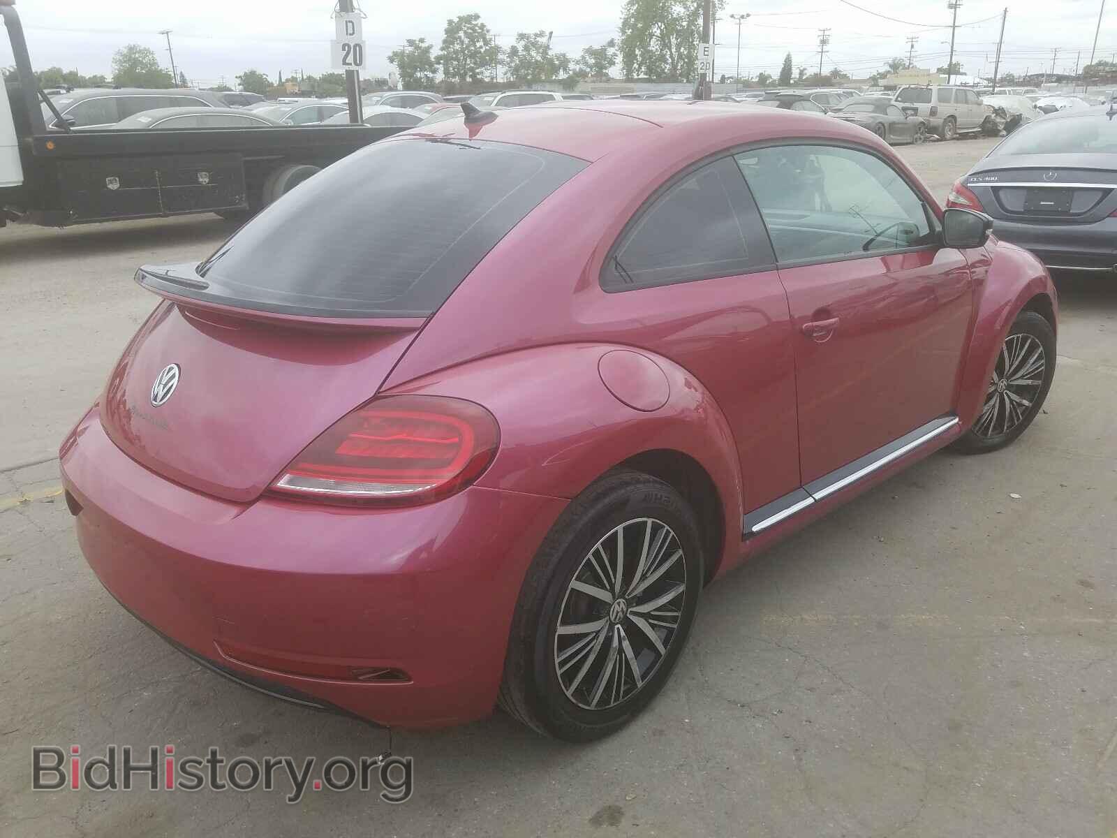 2017 VOLKSWAGEN BEETLE - VIN: 3VWF17AT5HM607400 - Фото 4