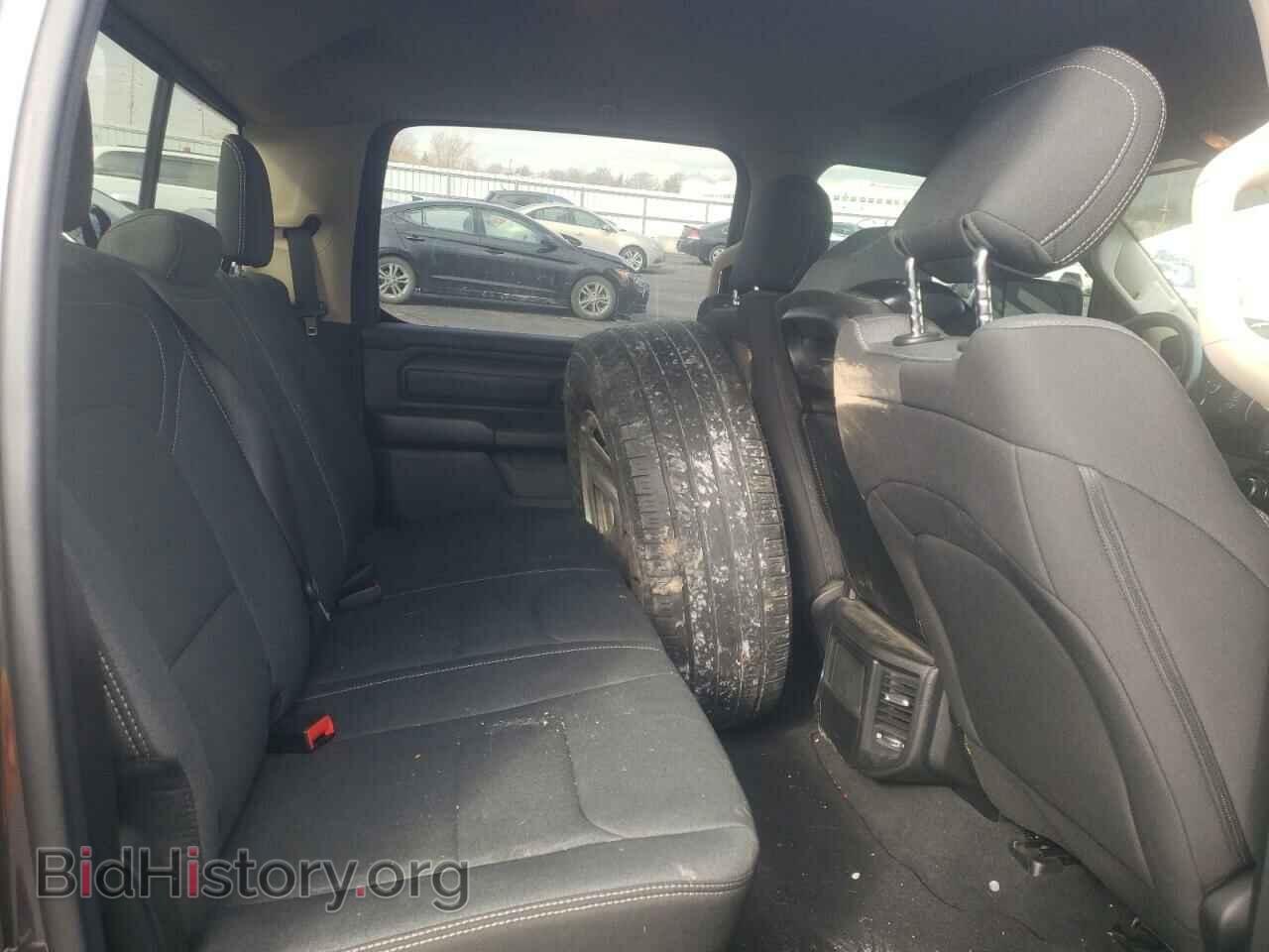 2019 RAM 1500 - VIN: 1C6SRFGT2KN586053 - Фото 6