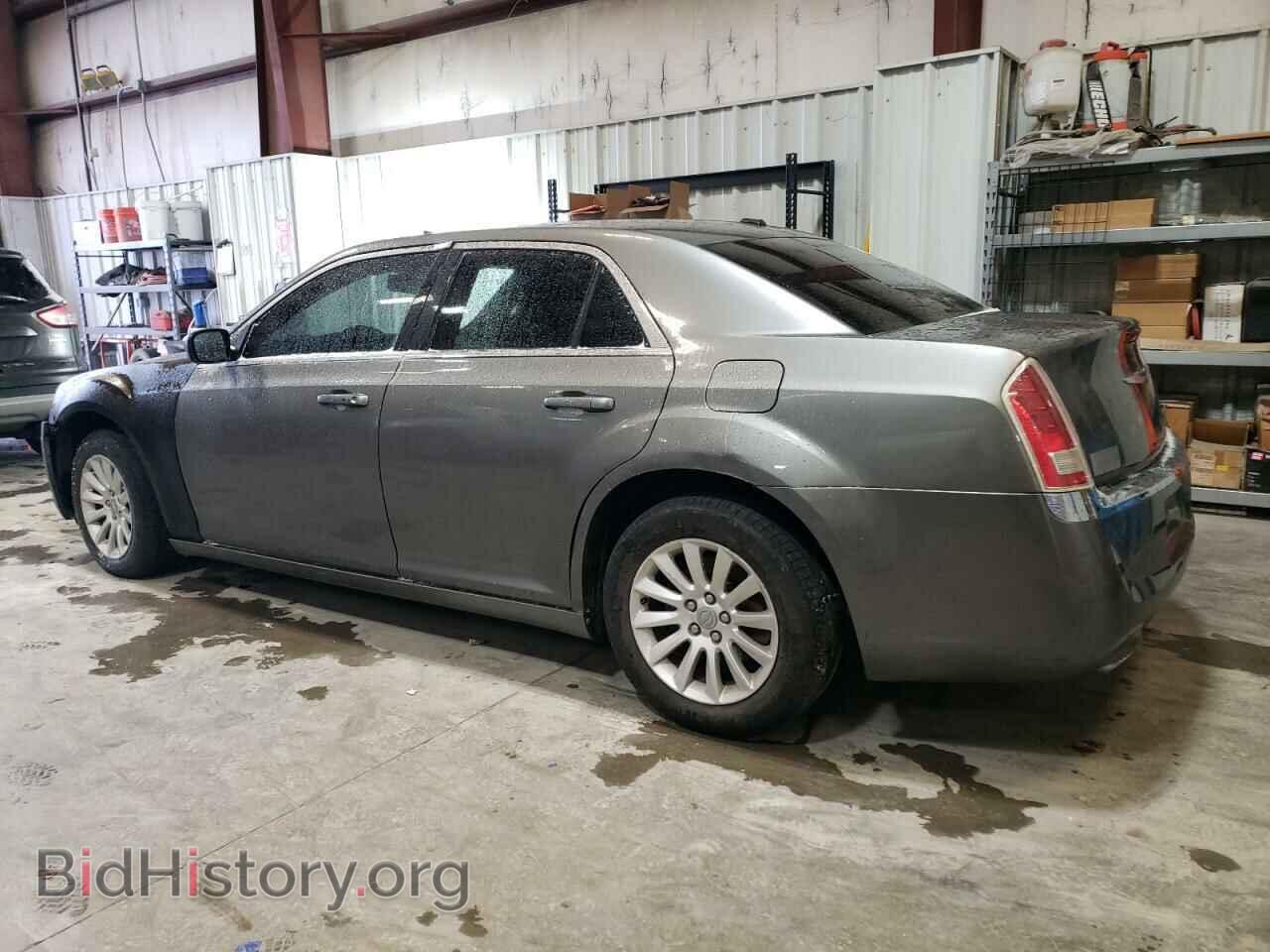 2011 CHRYSLER 300 - VIN: 2C3CA4CG7BH523027 - Фото 2
