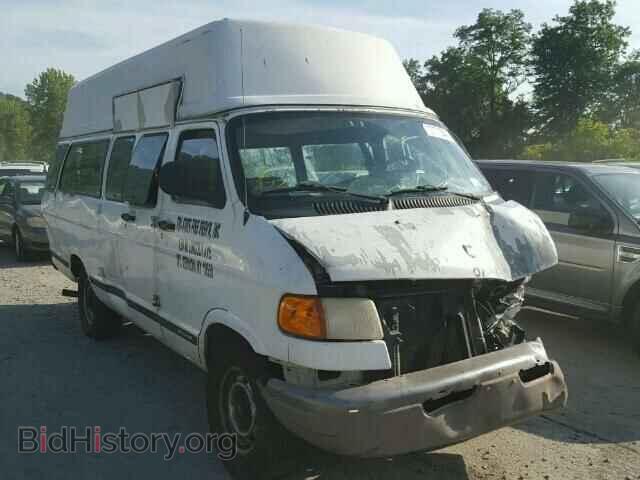 2002 Dodge RAM VAN RAM Wagon (VIN 2B5WB35Z62K140769) — фото 1 из 10, Copart, повреждение: по всему кузову