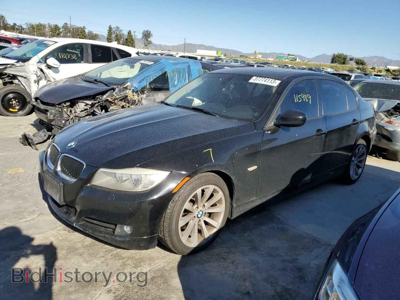 Photo WBAPH5C53BF093072 - BMW 3 SERIES 2011
