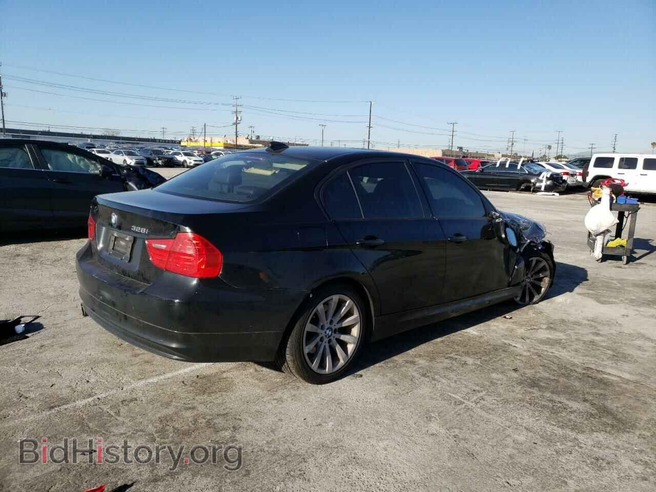 2011 BMW 3 SERIES - VIN: WBAPH5C53BF093072 - Фото 3