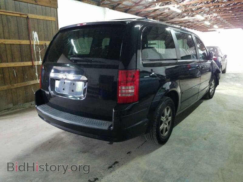 2008 Chrysler MINIVAN (VIN 2A8HR54P38R818300) — фото 4 из 10