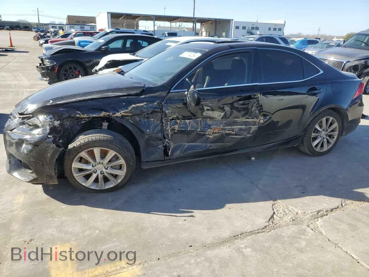 Photo JTHBA1D20G5022857 - LEXUS IS 2016