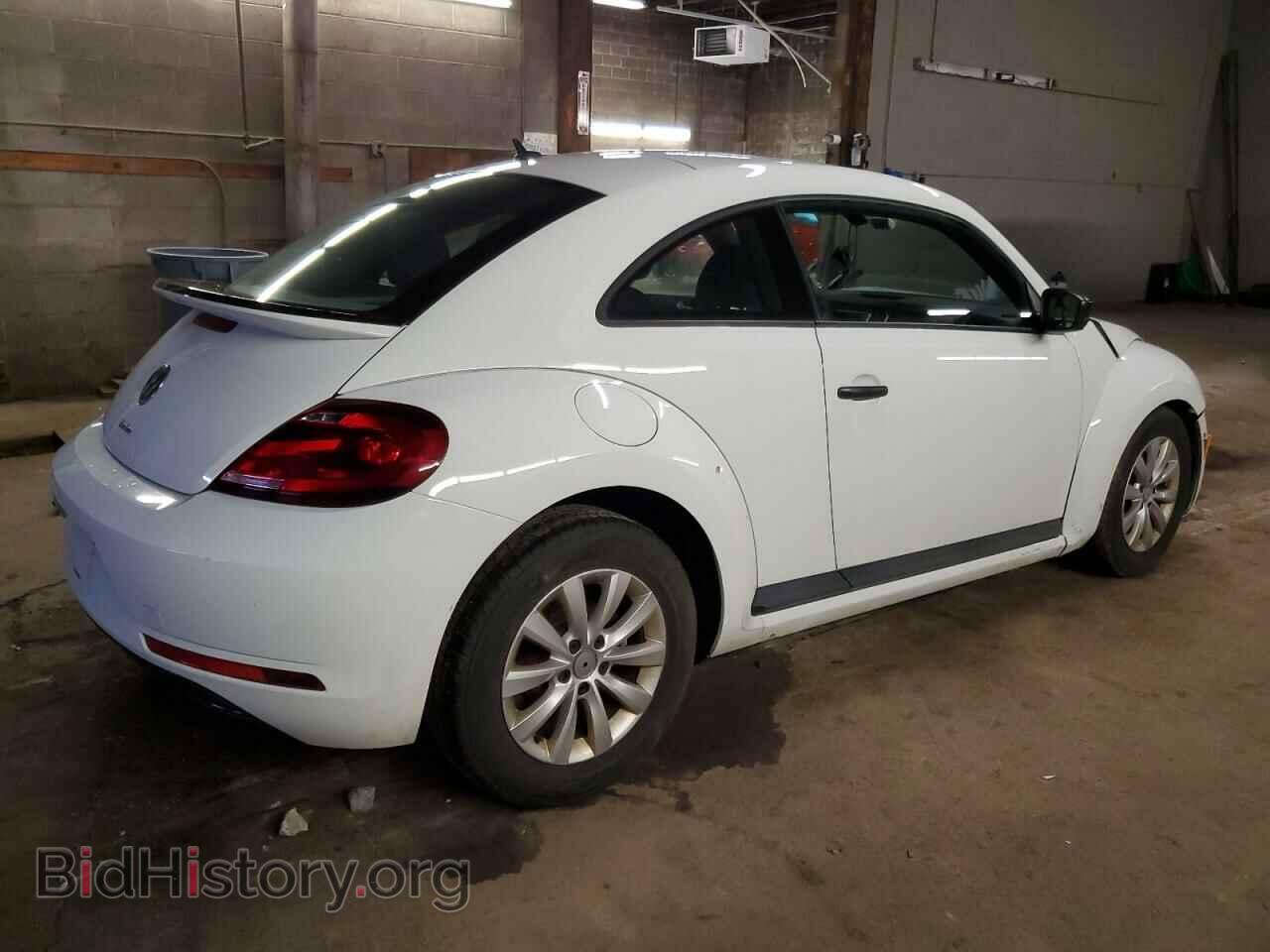 2017 VOLKSWAGEN BEETLE - VIN: 3VWF17AT0HM612665 - Фото 3