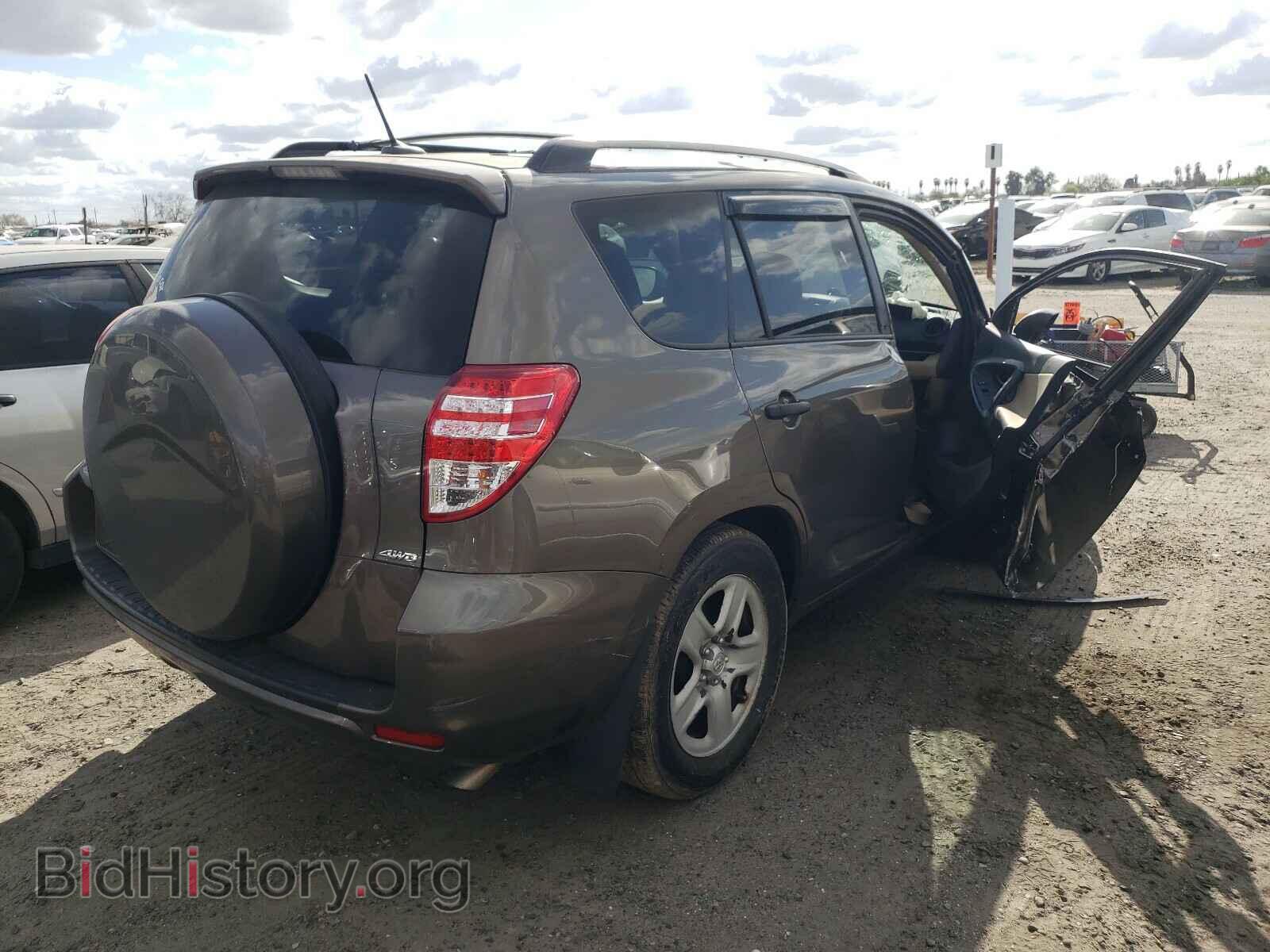 2011 TOYOTA RAV4 - VIN: 2T3BF4DV9BW164334 - Фото 4