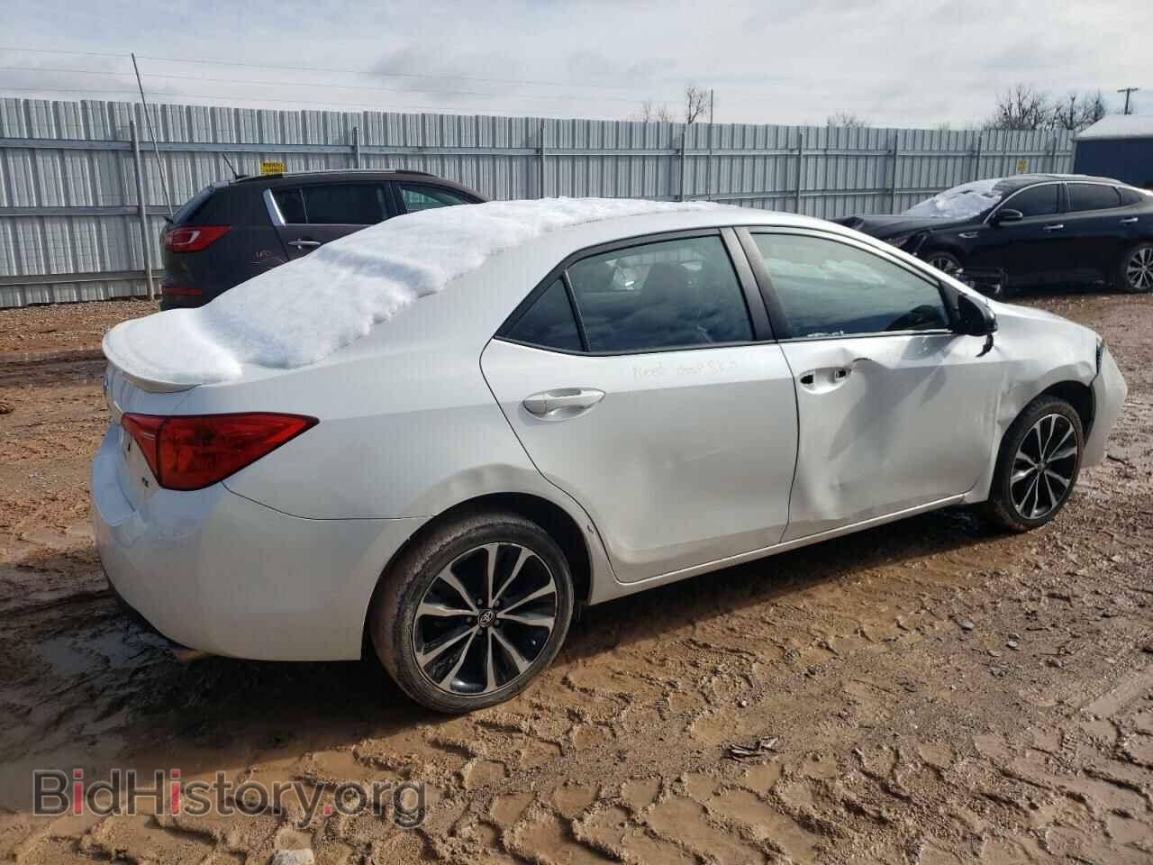 2017 TOYOTA COROLLA - VIN: 5YFBURHE2HP636549 - Фото 3