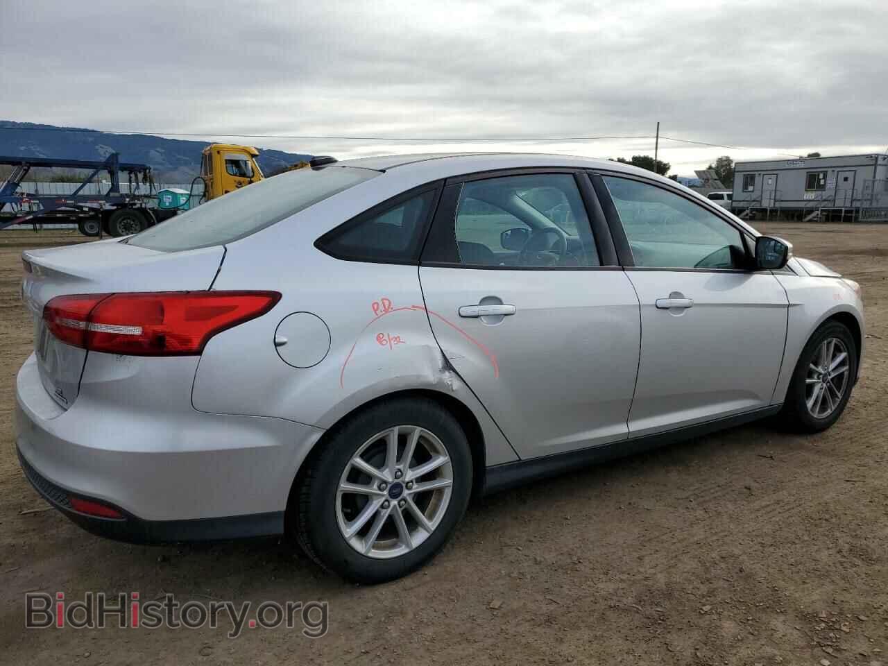 2016 FORD FOCUS - VIN: 1FADP3F2XGL272643 - Фото 3