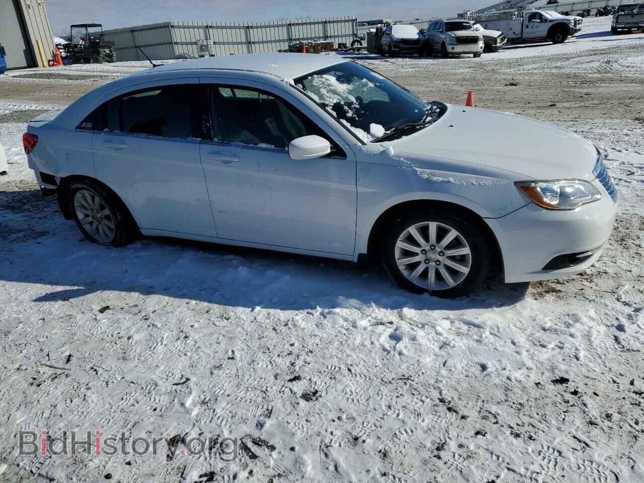 2013 CHRYSLER 200 - VIN: 1C3CCBBB9DN674045 - Фото 4