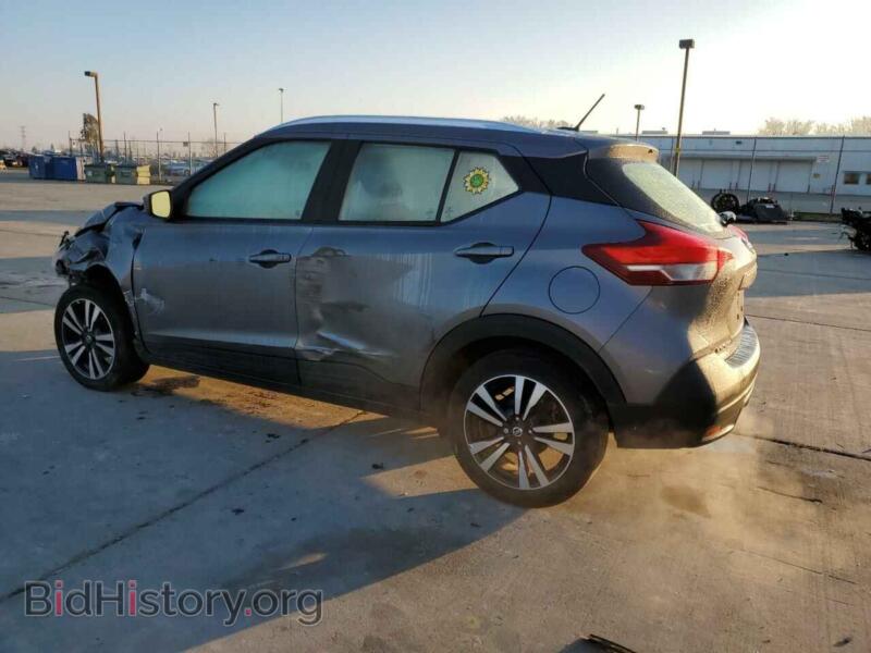 2019 Nissan KICKS (VIN 3N1CP5CU3KL553917) — photo 2 of 13