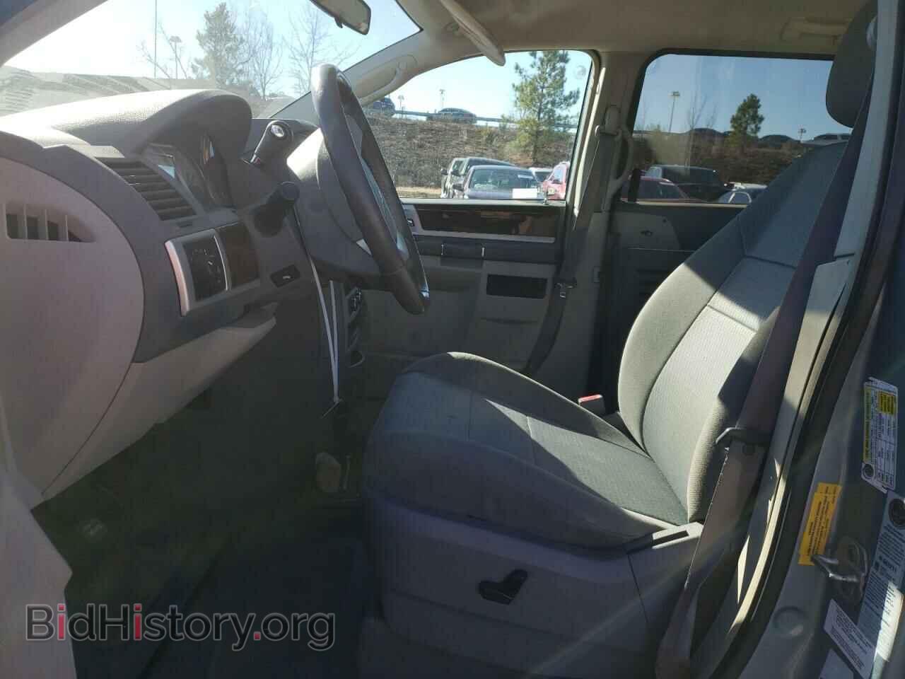 2010 CHRYSLER MINIVAN - VIN: 2A4RR5D17AR359134 - Photo 7