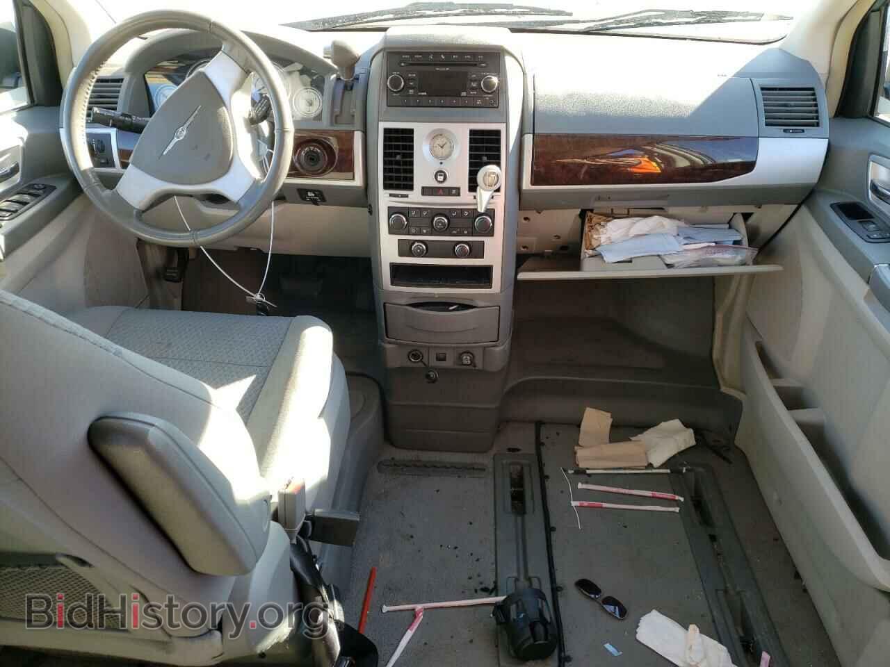 2010 CHRYSLER MINIVAN - VIN: 2A4RR5D17AR359134 - Photo 8