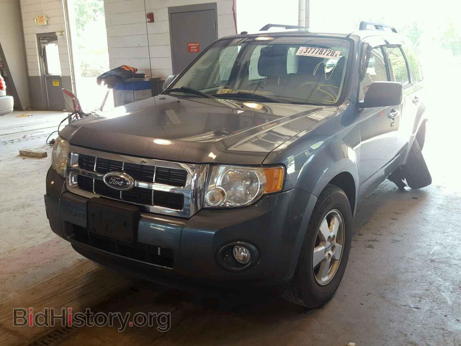 2011 FORD ESCAPE - VIN: 1FMCU0D76BKC25650 - Фото 2