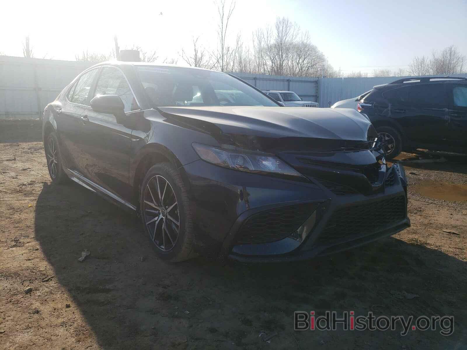 Photo 4T1G11AK8MU417166 - TOYOTA CAMRY 2021