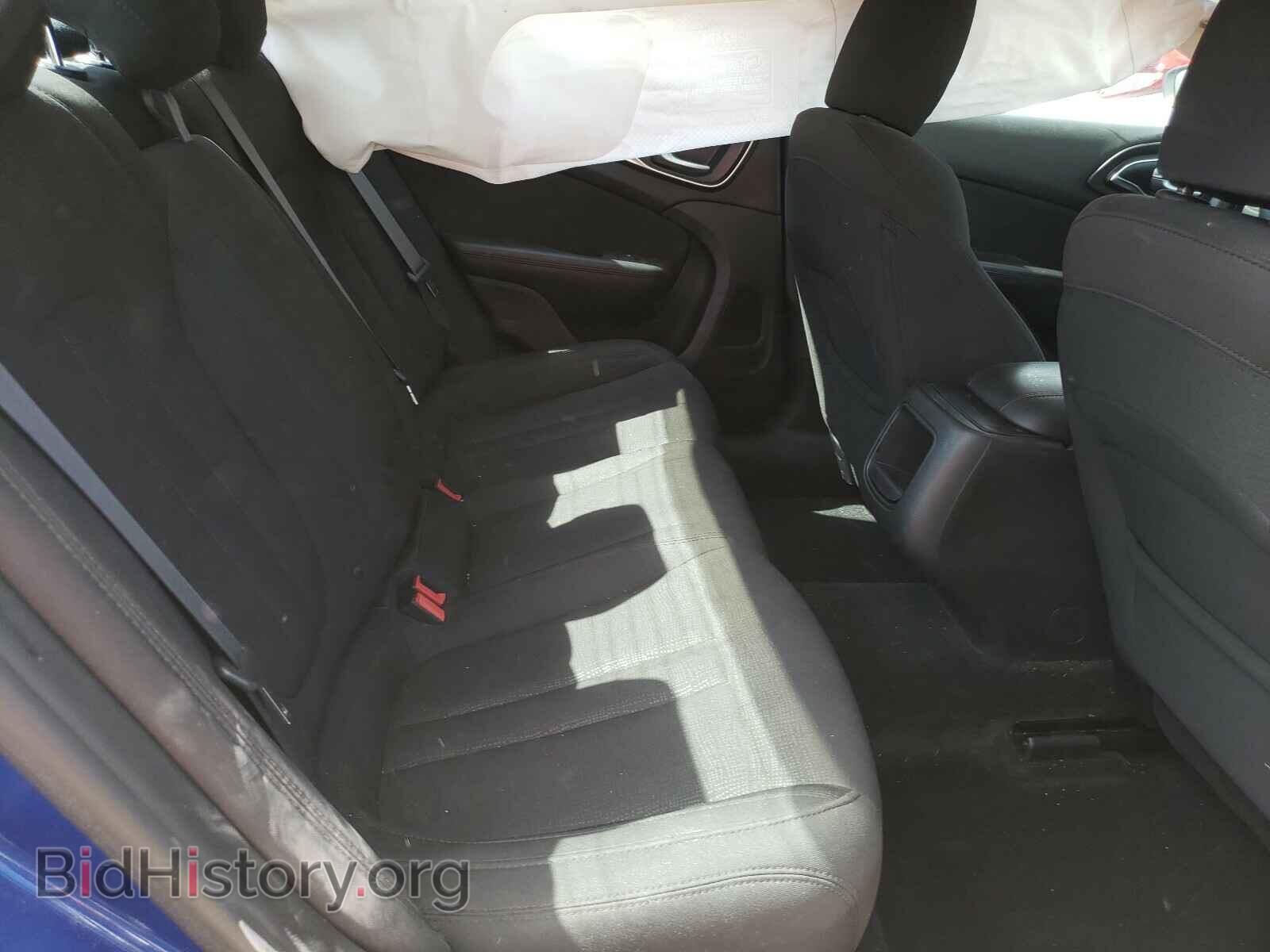 2016 CHRYSLER 200 - VIN: 1C3CCCAB3GN166133 - Photo 6