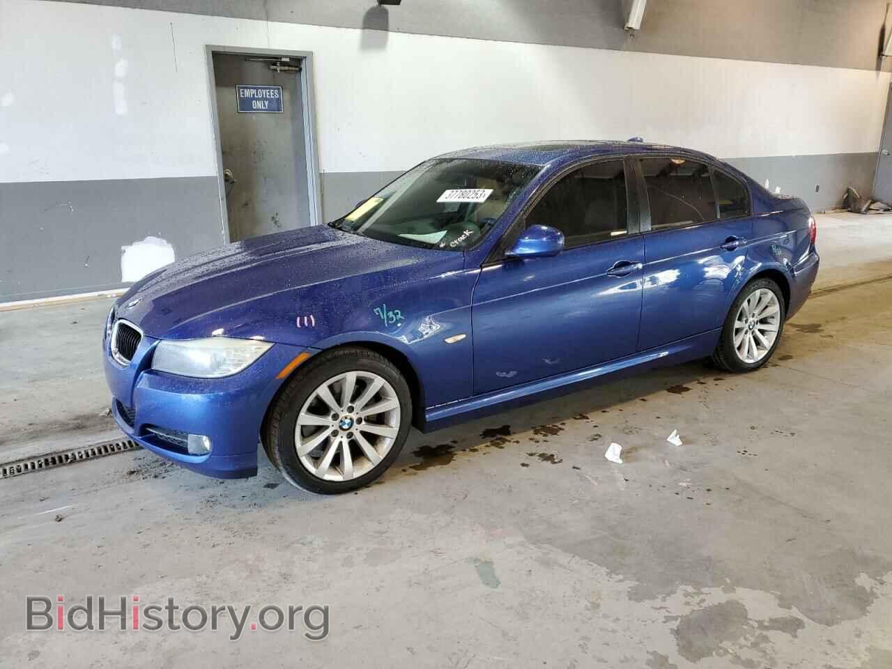 Photo WBAPH7C52BE851548 - BMW 3 SERIES 2011