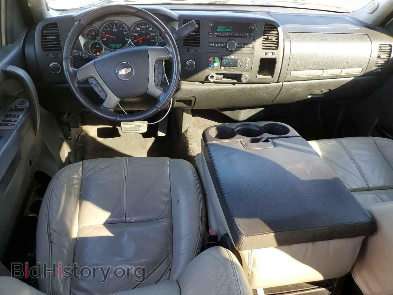 2011 CHEVROLET ALL Models - VIN: 3GCPKSE32BG299304 - Фото 8