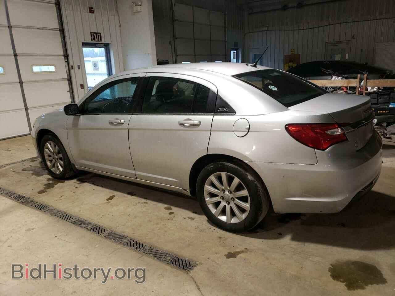 2012 CHRYSLER 200 - VIN: 1C3CCBBB1CN127401 - Фото 2