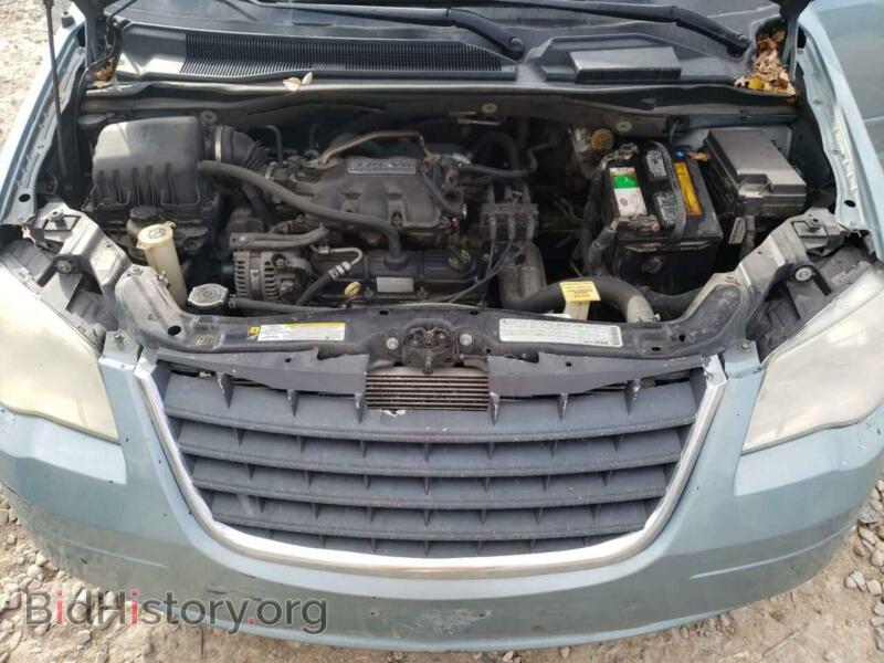 2010 Chrysler MINIVAN (VIN 2A4RR2D12AR404687) — photo 7 of 10