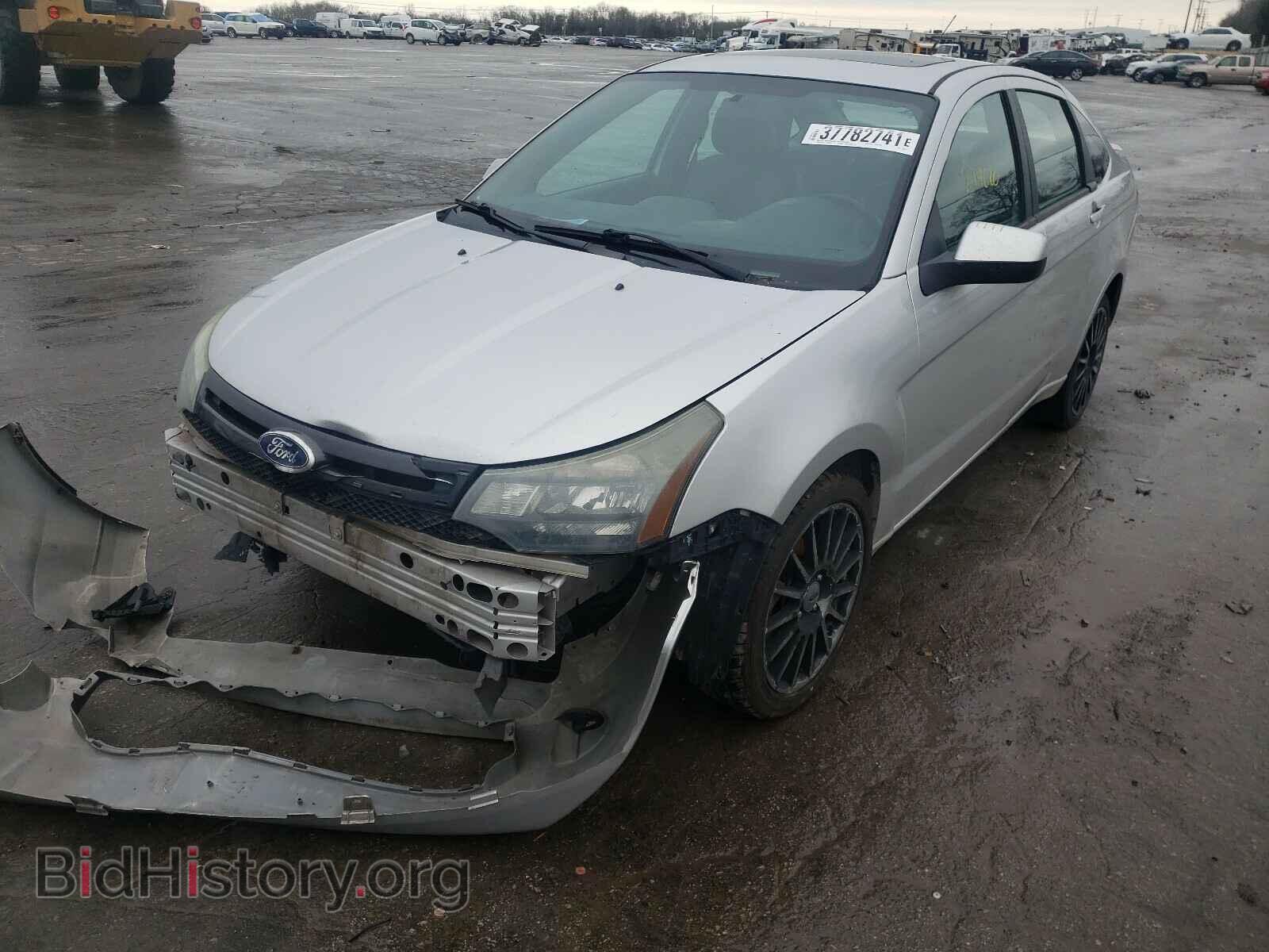2011 FORD FOCUS - VIN: 1FAHP3GN2BW113424 - Фото 2