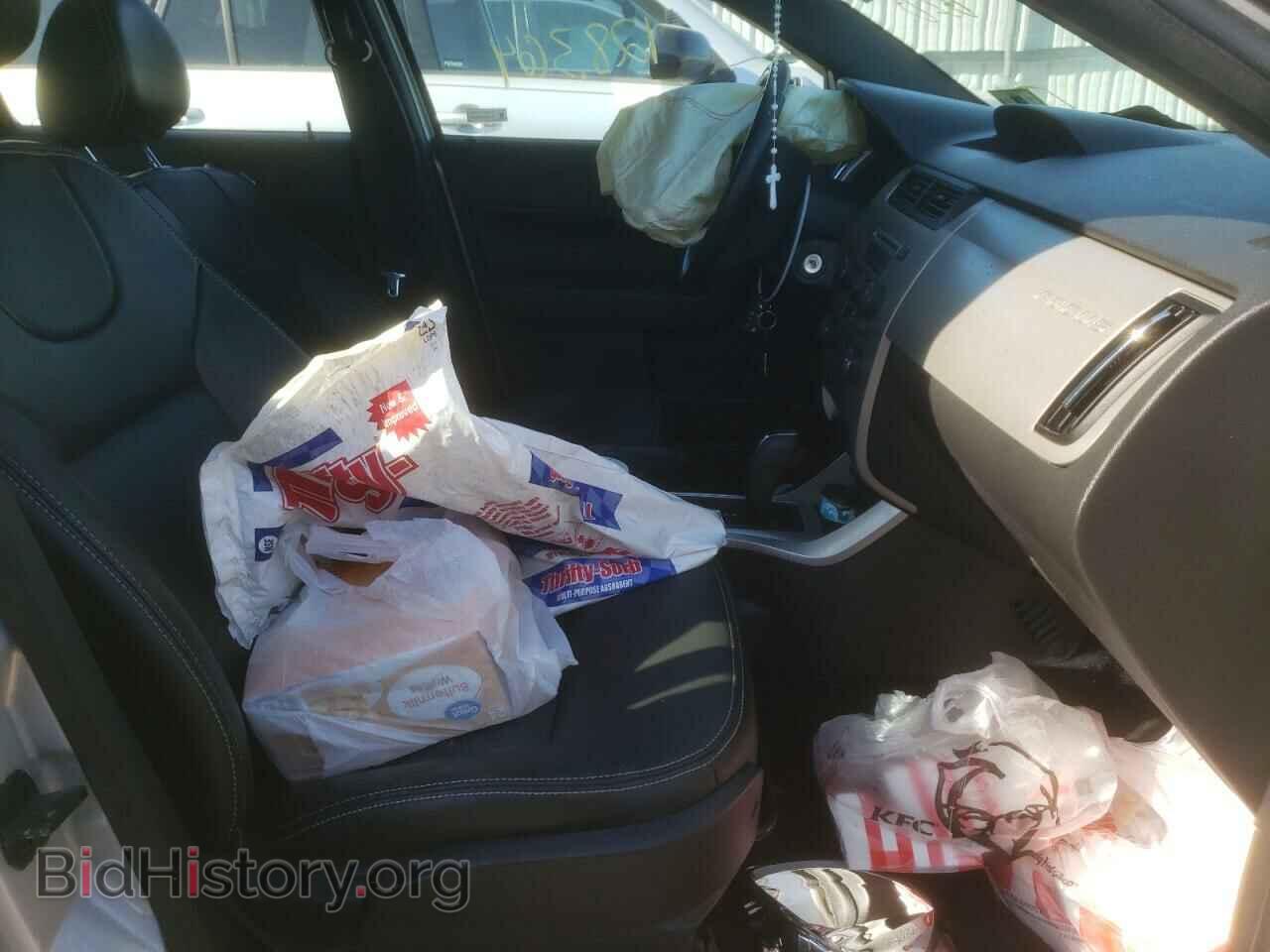 2008 FORD FOCUS - VIN: 1FAHP35N28W213910 - Фото 5