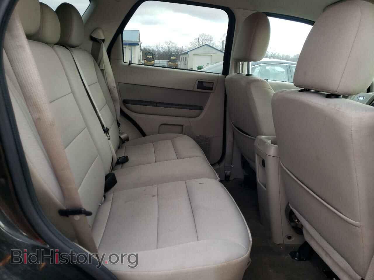 2011 FORD ESCAPE - VIN: 1FMCU9D77BKC24270 - Photo 10