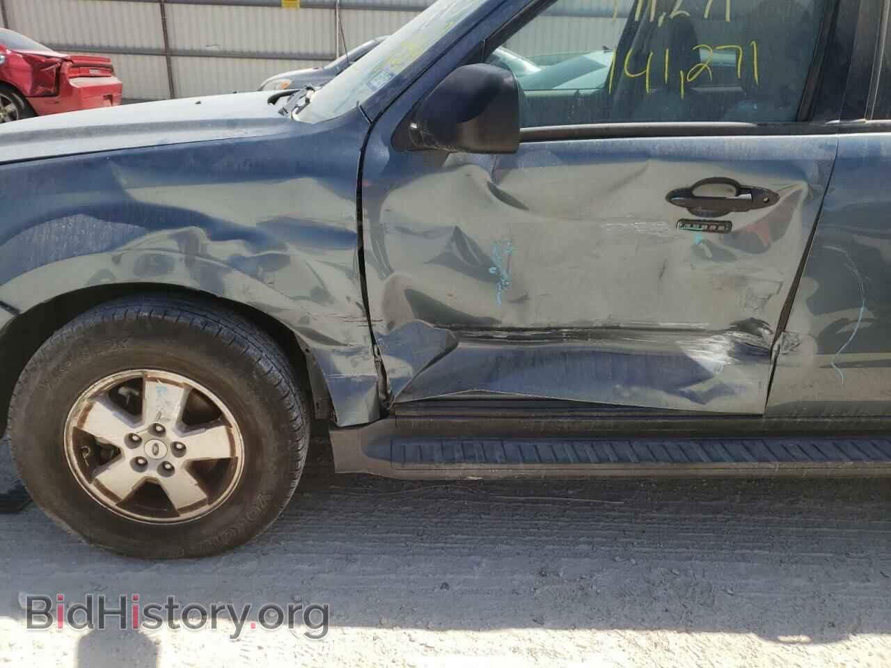 2011 FORD ESCAPE - VIN: 1FMCU0D78BKA67943 - Фото 9