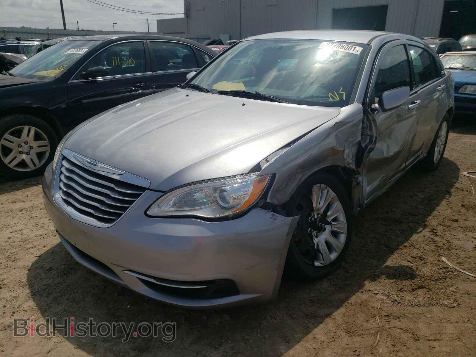 2014 CHRYSLER 200 - VIN: 1C3CCBAB9EN210482 - Фото 2