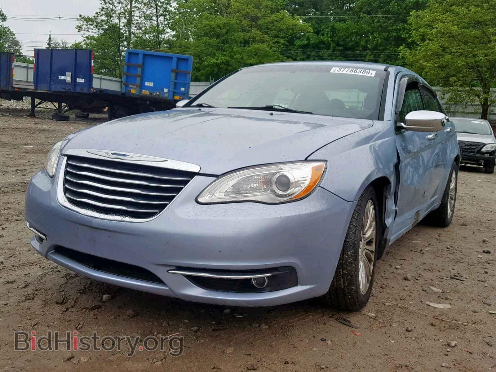 2013 CHRYSLER 200 - VIN: 1C3CCBCGXDN653201 - Photo 2