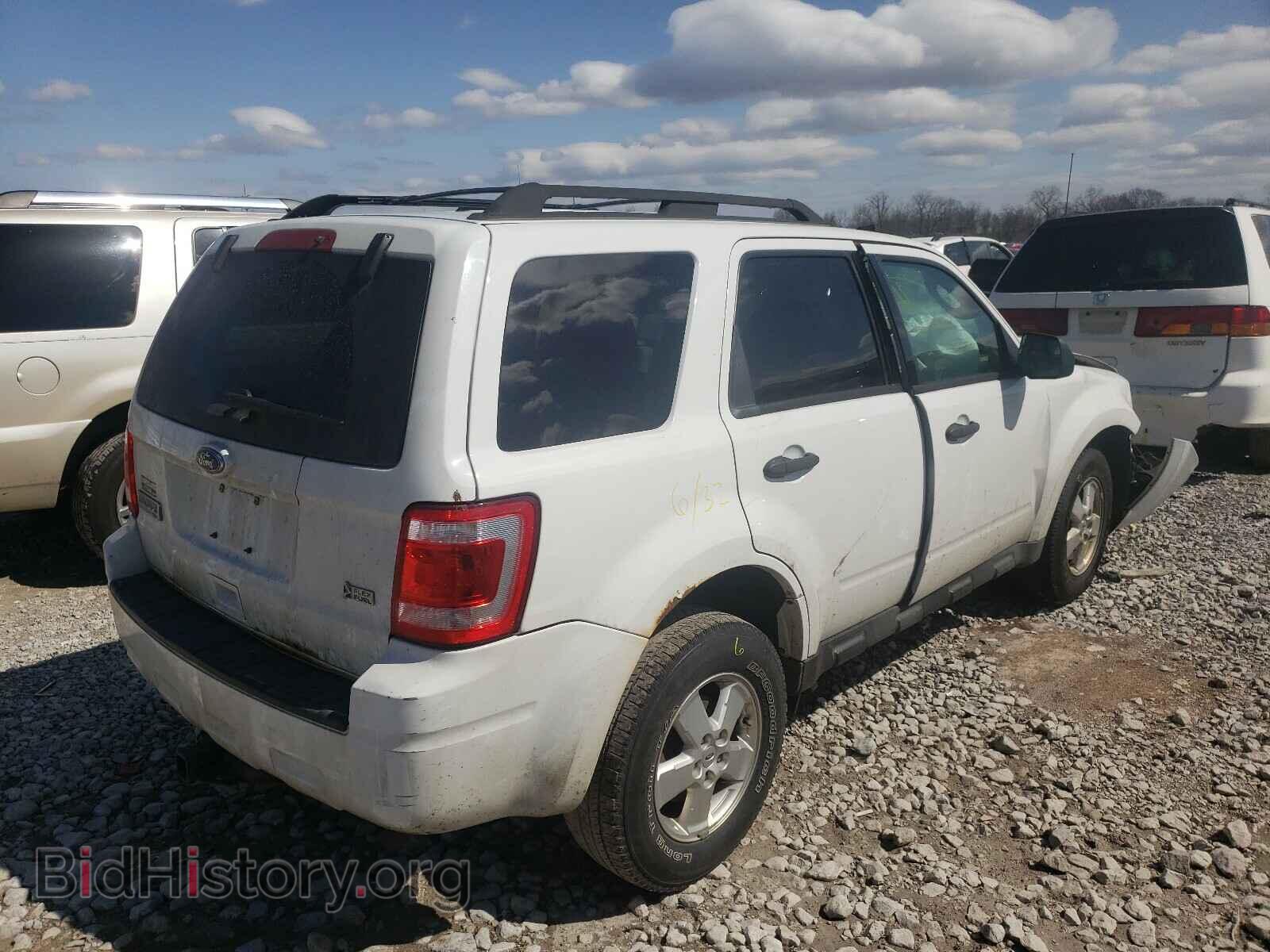 2011 FORD ESCAPE - VIN: 1FMCU9DG0BKA08874 - Фото 4
