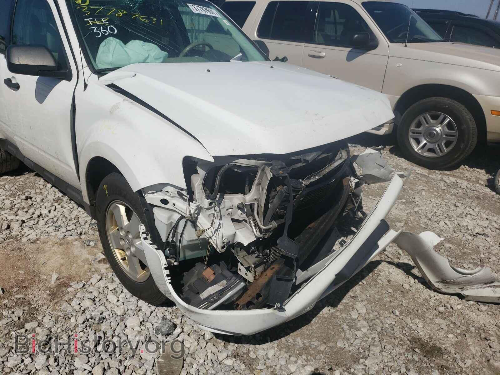 2011 FORD ESCAPE - VIN: 1FMCU9DG0BKA08874 - Фото 9