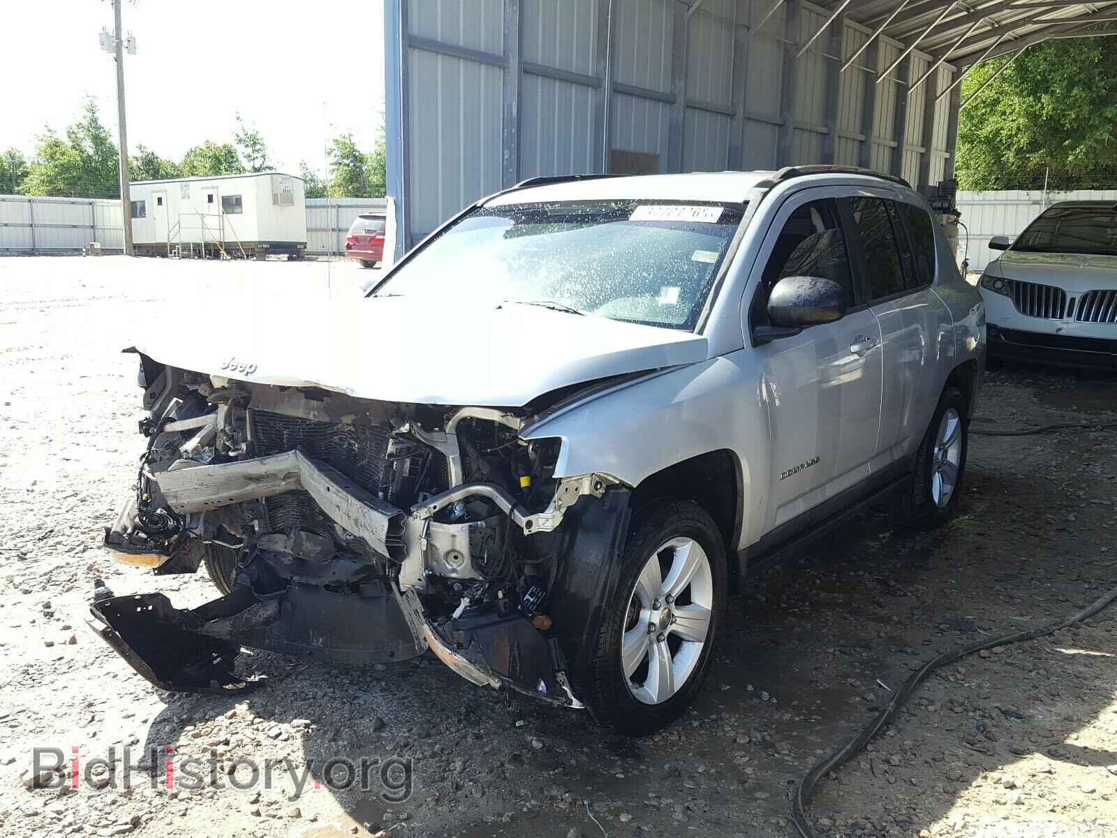 2011 JEEP COMPASS - VIN: 1J4NT1FA5BD252822 - Photo 2