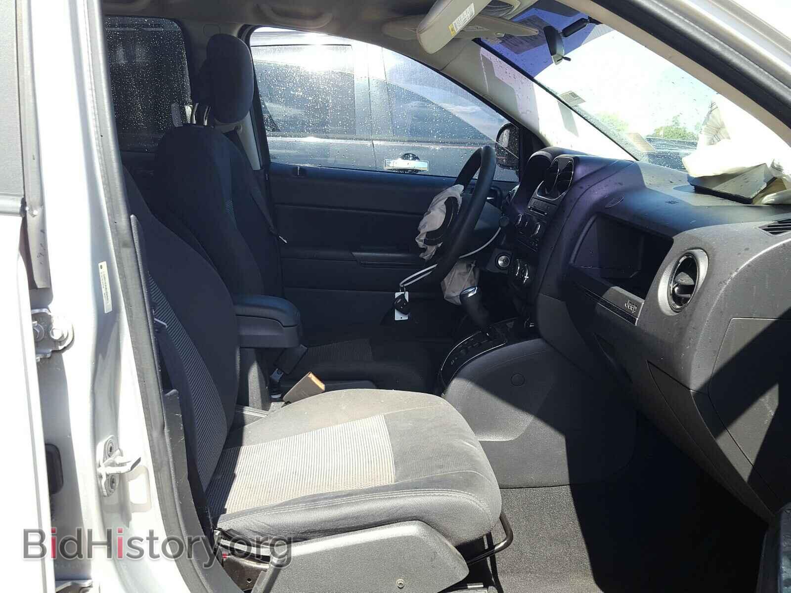 2011 JEEP COMPASS - VIN: 1J4NT1FA5BD252822 - Photo 5