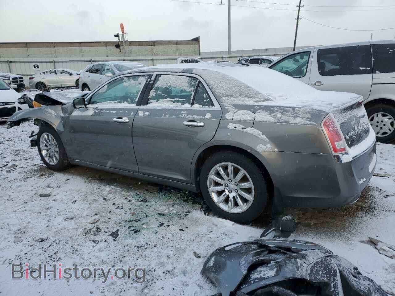 2012 CHRYSLER 300 - VIN: 2C3CCACG1CH242318 - Фото 2