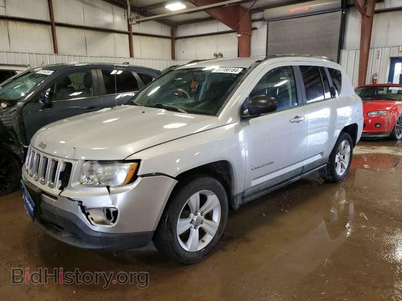 Photo 1J4NT1FA9BD286536 - JEEP COMPASS 2011