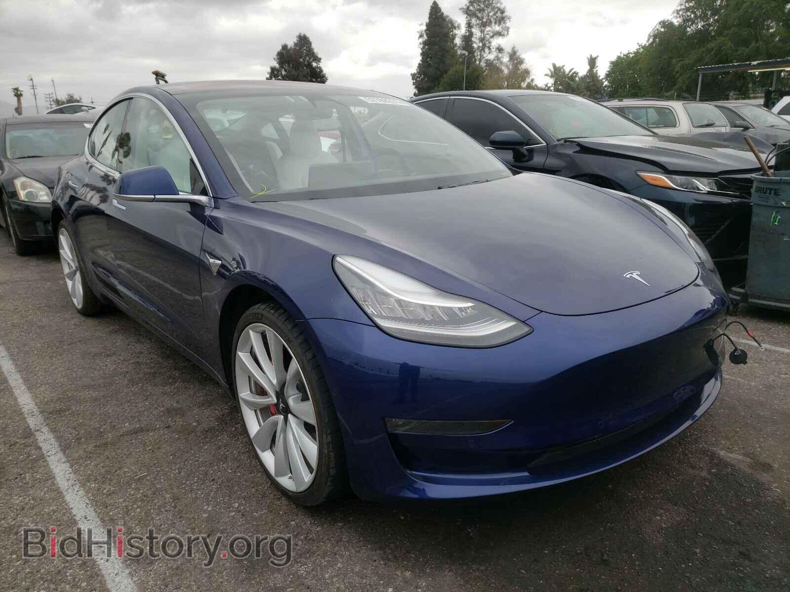 Фотография 5YJ3E1EBXJF080702 - TESLA MODEL 3 2018