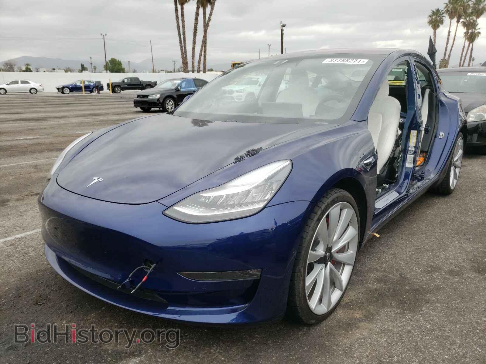 2018 TESLA MODEL 3 - VIN: 5YJ3E1EBXJF080702 - Фото 2