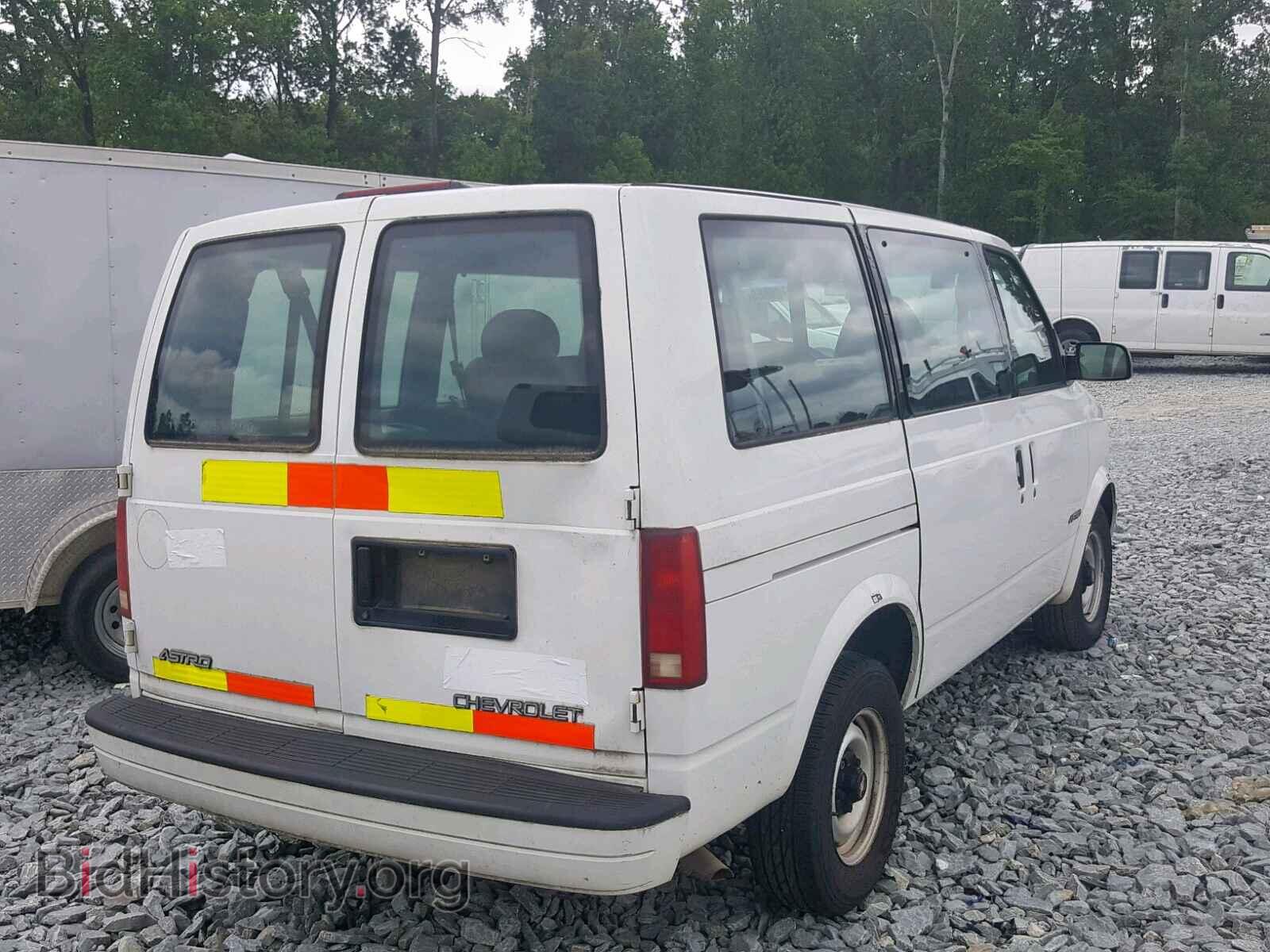 2000 CHEVROLET ASTRO - VIN: 1GNDM19W8YB181536 - Фото 4