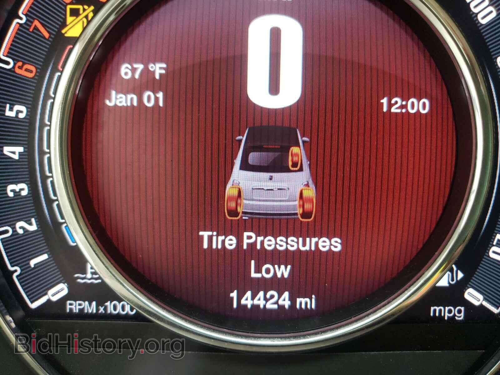 2017 FIAT 500 - VIN: 3C3CFFLRXHT675382 - Фото 8