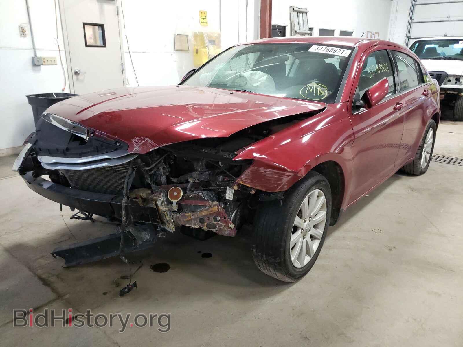 2013 CHRYSLER 200 - VIN: 1C3CCBBB8DN521916 - Фото 2