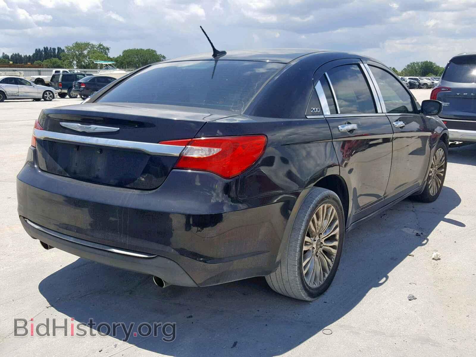2011 CHRYSLER 200 - VIN: 1C3BC2FG0BN604044 - Photo 4