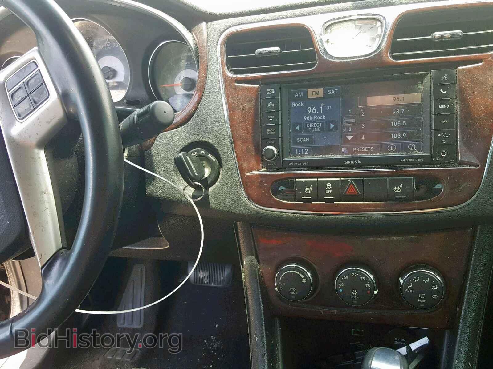 2011 CHRYSLER 200 - VIN: 1C3BC2FG0BN604044 - Photo 9
