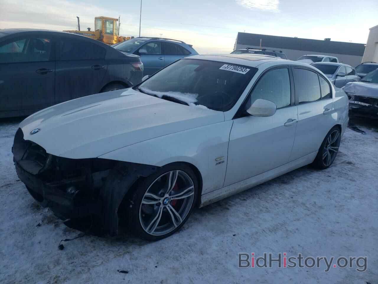 Photo WBAPK7G59BNN86851 - BMW 3 SERIES 2011