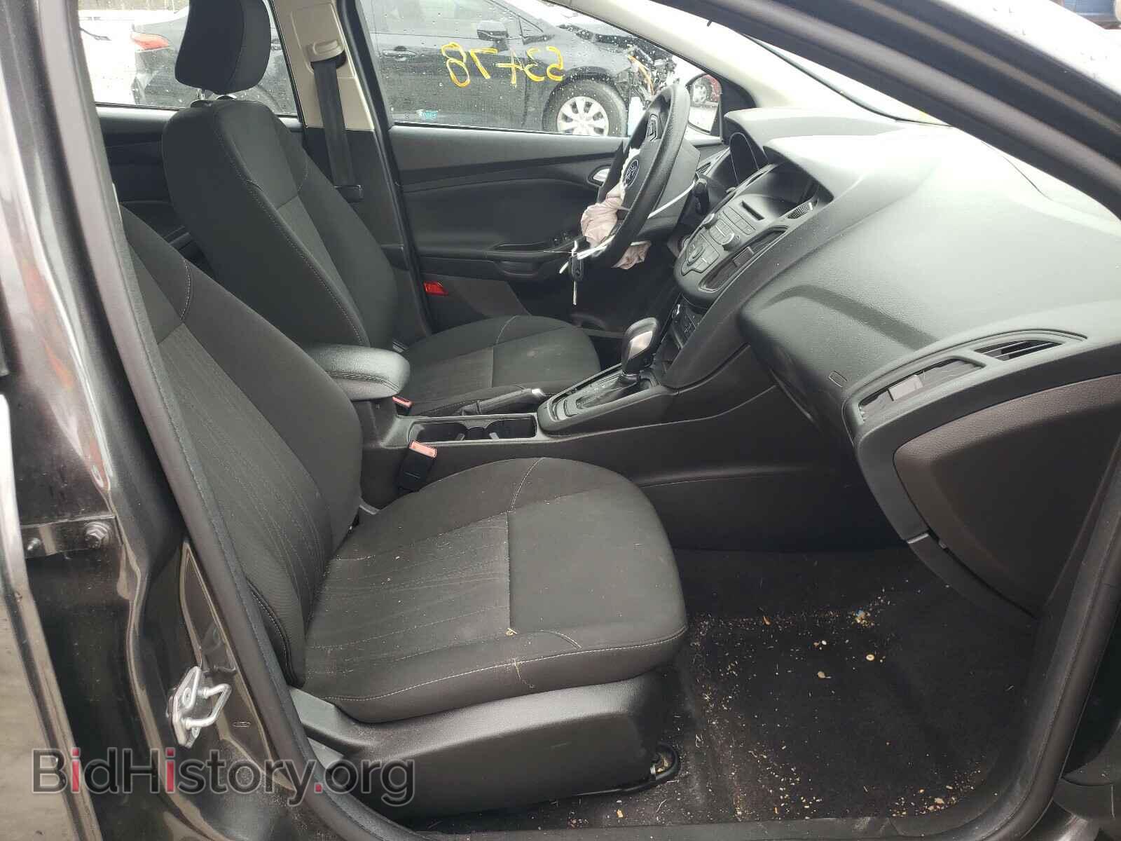 2017 FORD FOCUS - VIN: 1FADP3F21HL322461 - Photo 5