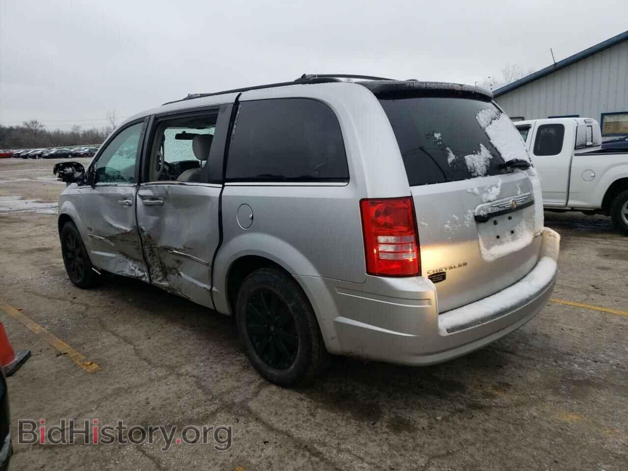 2009 CHRYSLER MINIVAN - VIN: 2A8HR541X9R639748 - Фото 2