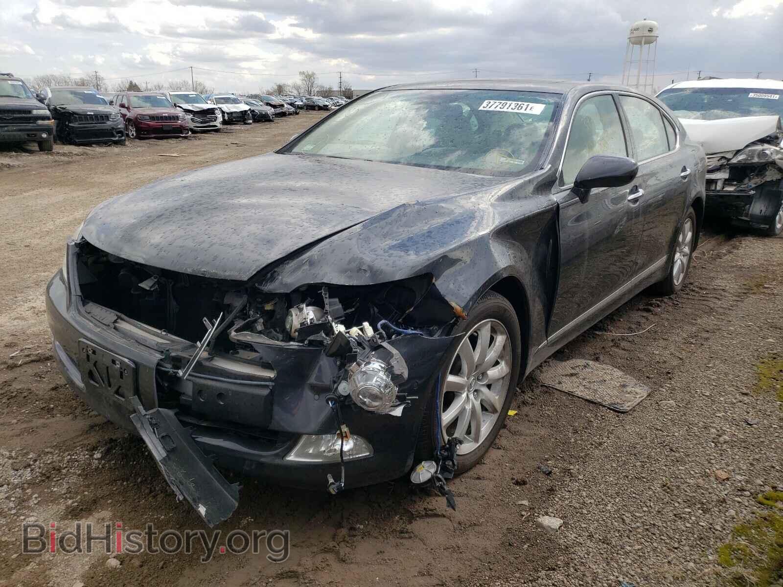 2008 LEXUS LS460 - VIN: JTHGL46FX85024408 - Фото 2