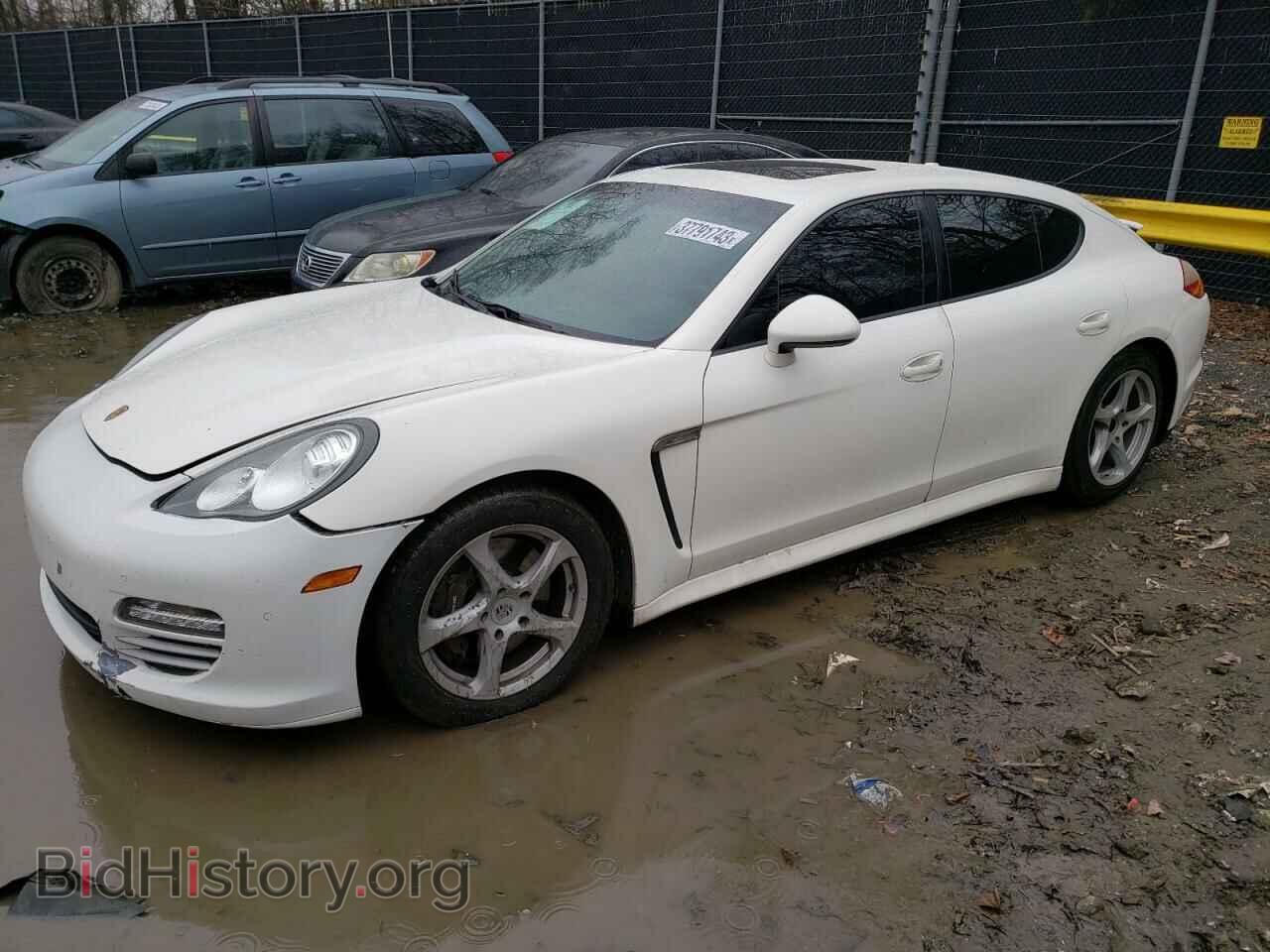 Photo WP0AA2A75BL011263 - PORSCHE PANAMERA 2011