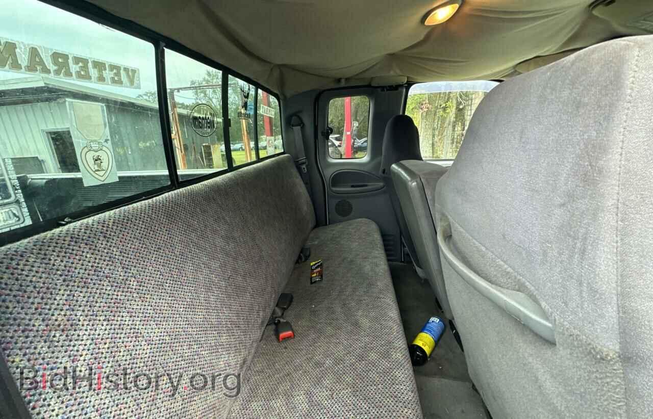 2001 DODGE All Models - VIN: 1B7HC13Y61J208123 - Фото 6