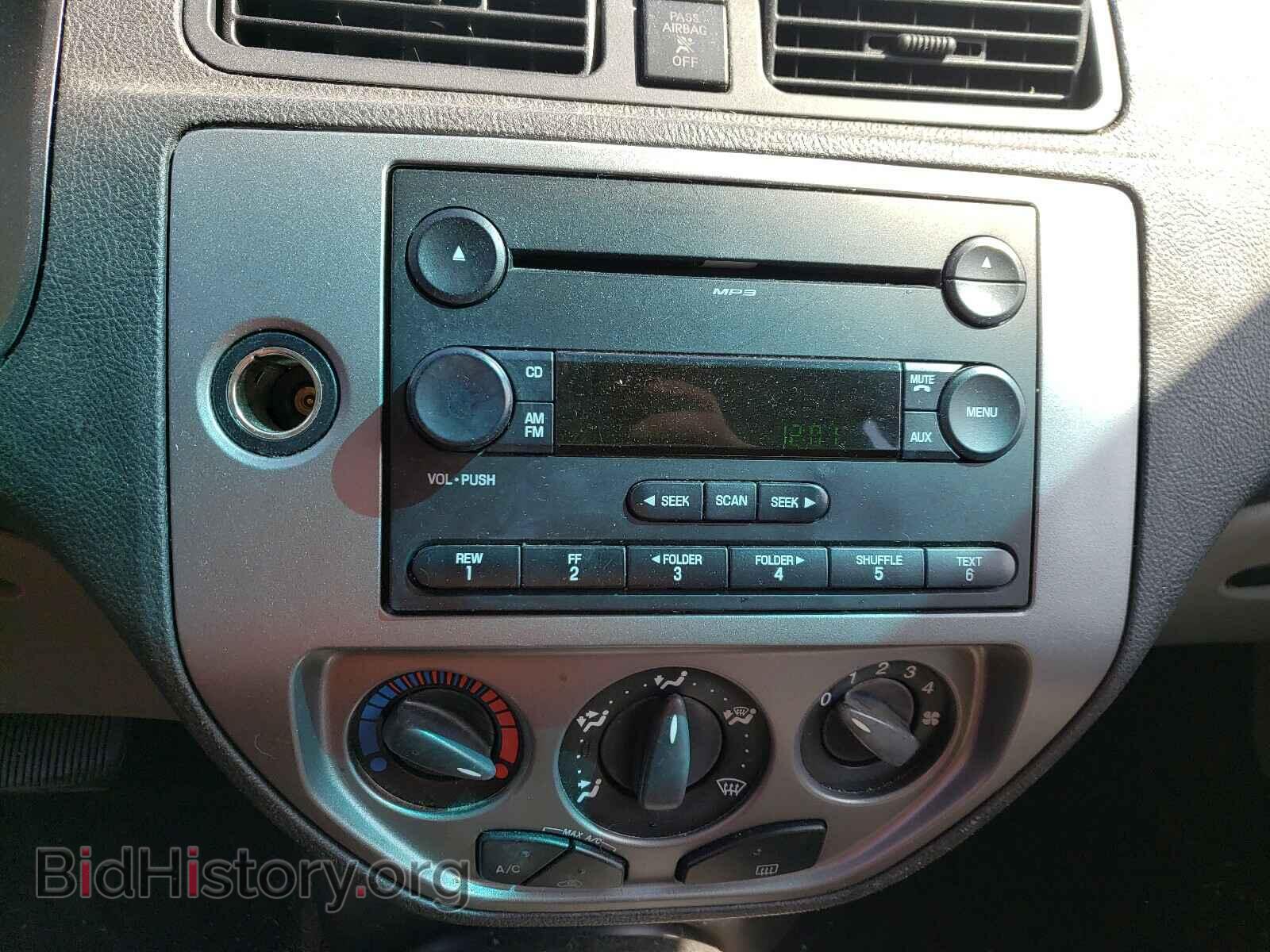 2006 FORD FOCUS - VIN: 1FAFP37N86W164388 - Фото 9